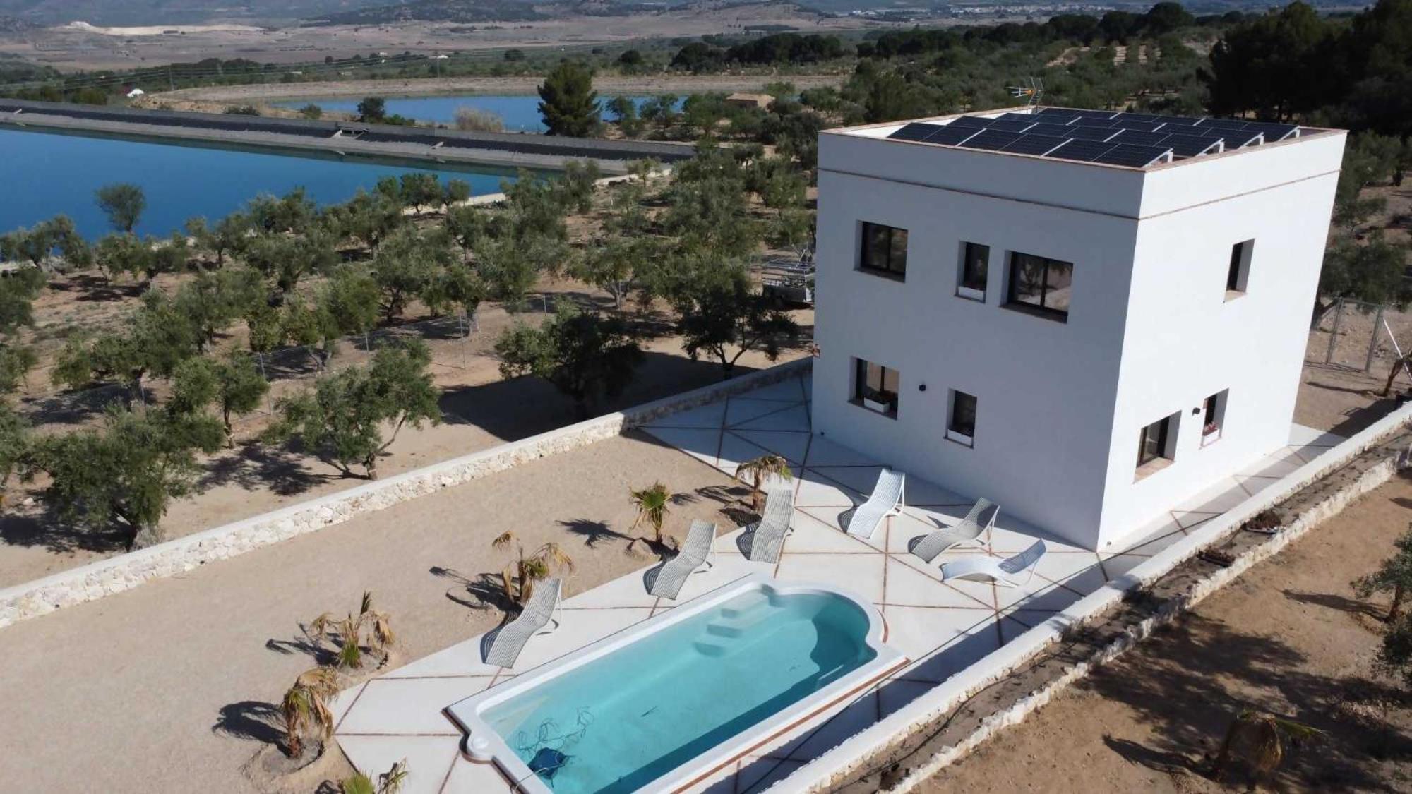 Casita Del Embalse Con Encanto Biar Exteriör bild